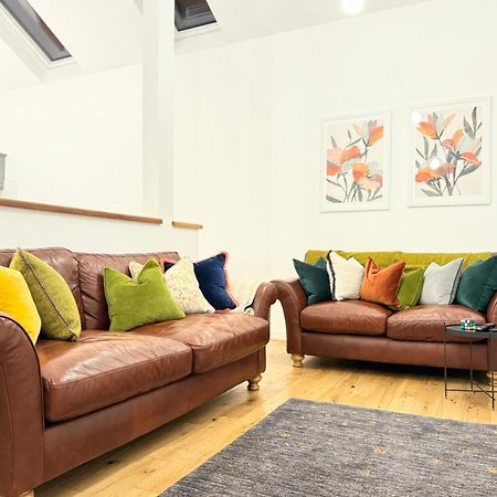 The Barn In The Courtyard, 3 - Bed, Sleeps 5, Pets Welcome Ulverston Dış mekan fotoğraf