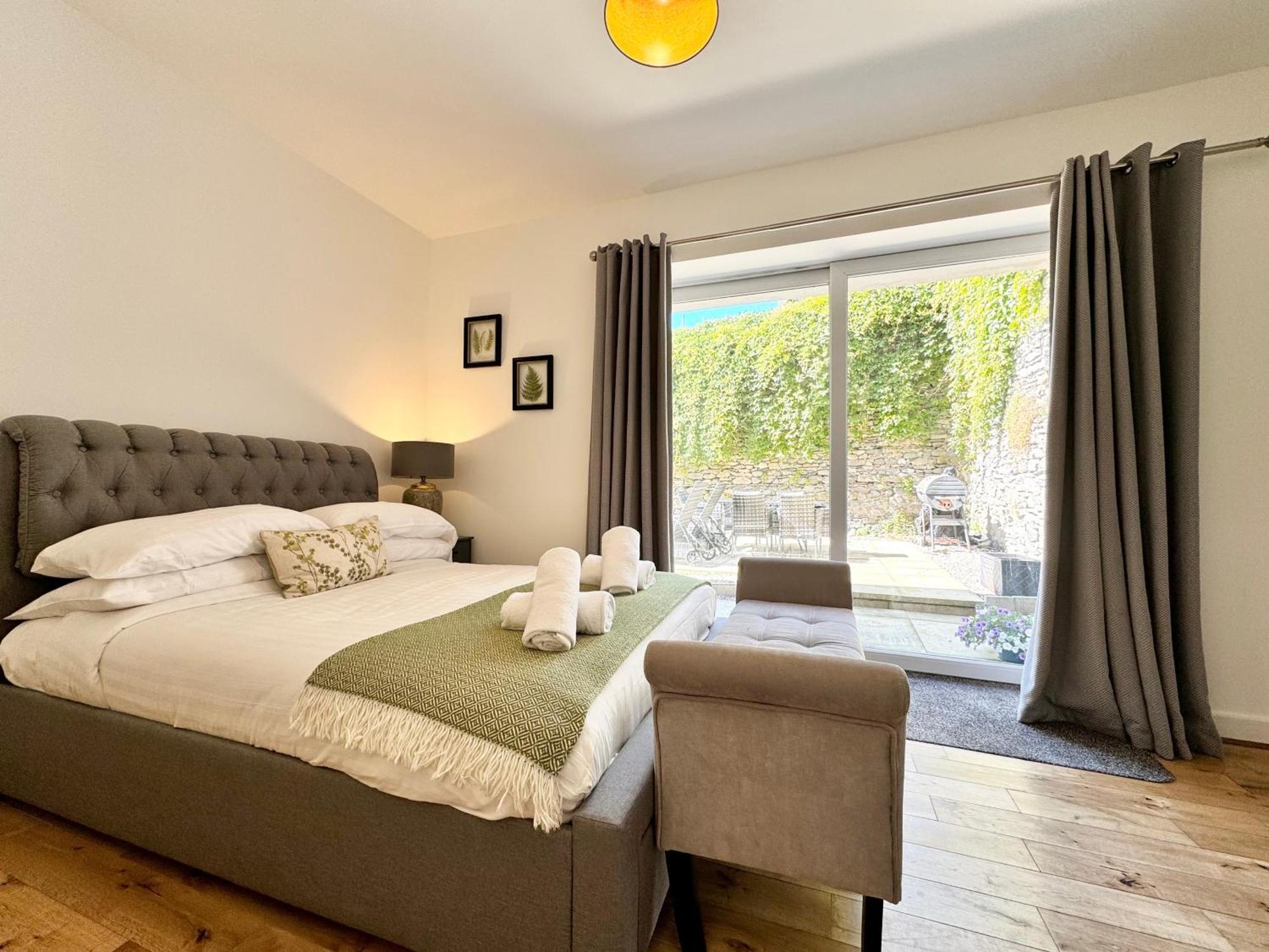 The Barn In The Courtyard, 3 - Bed, Sleeps 5, Pets Welcome Ulverston Dış mekan fotoğraf