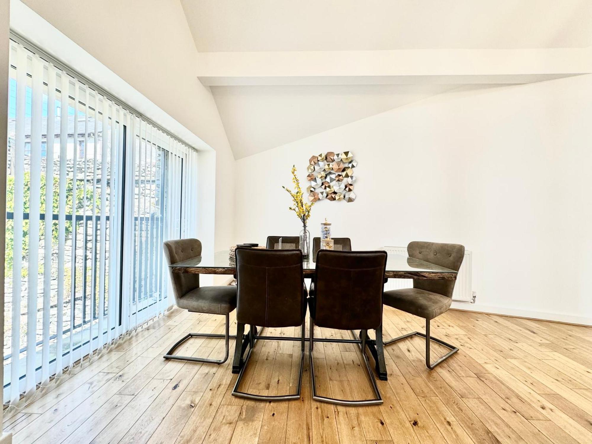The Barn In The Courtyard, 3 - Bed, Sleeps 5, Pets Welcome Ulverston Dış mekan fotoğraf