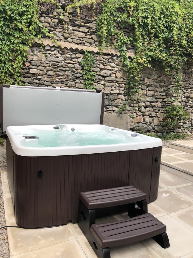 The Barn In The Courtyard, 3 - Bed, Sleeps 5, Pets Welcome Ulverston Dış mekan fotoğraf